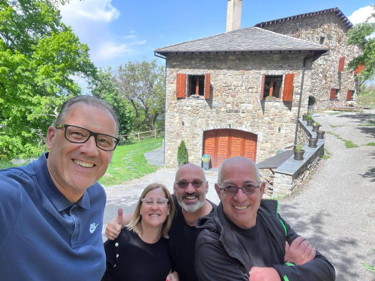 La Masia Del Taulat Chambres D'Hotes Llo Luaran gambar